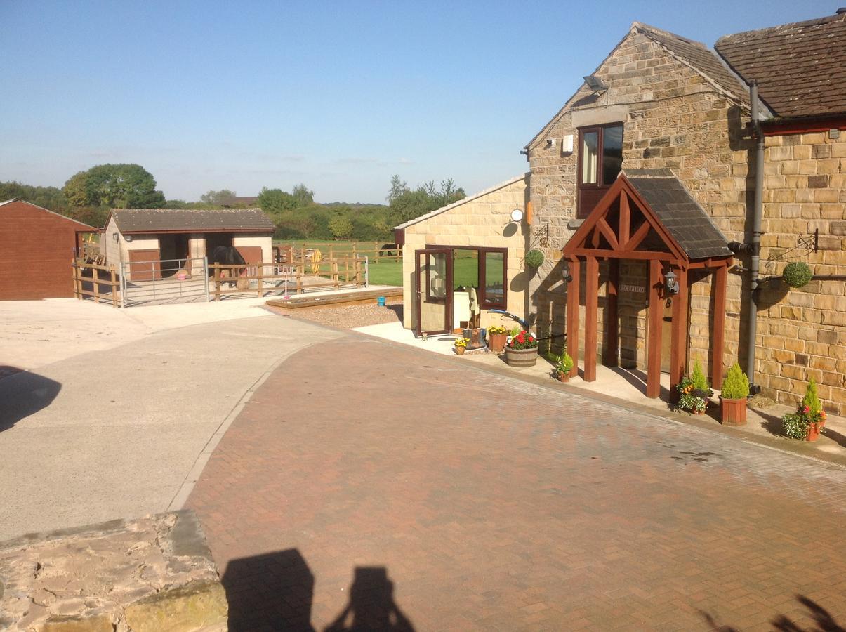 ราเวนคาร์ ฟาร์ม เบด แอนด์ เบรกฟาสต์ Bed & Breakfast Mosborough ภายนอก รูปภาพ